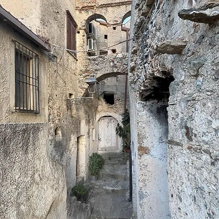 Casa Nico And Vico Apartment Scalea