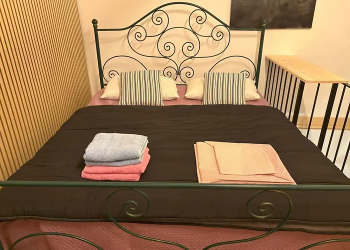 Casa Nico And Vico דירה