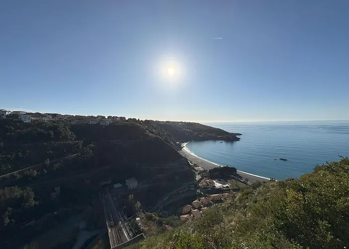 Casa Nico And Vico דירה