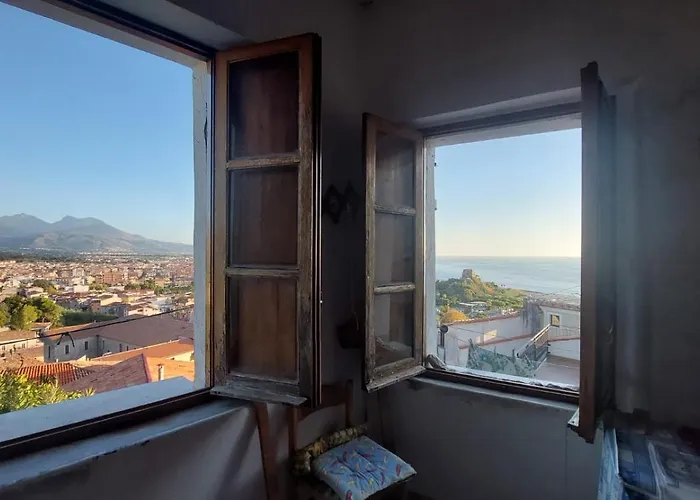 Casa Nico And Vico דירה